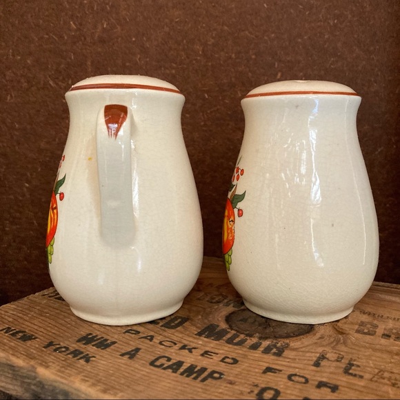 VTG Salt & Pepper Set - Picture 2 of 8